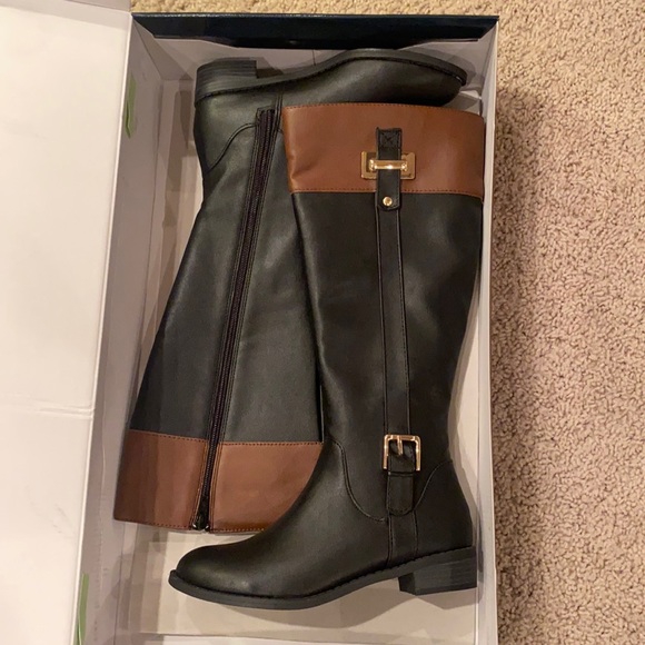 NWT -  Never out of box -  Women’s size 5 tall black/brown boots - Picture 3 of 5